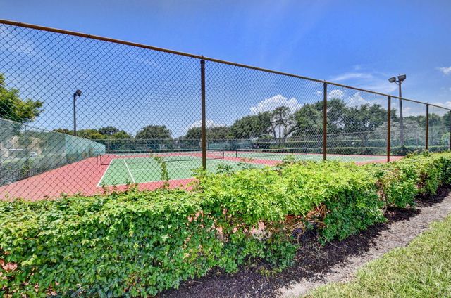 2760 SW 22nd Avenue 1707, Delray Beach, FL 33445