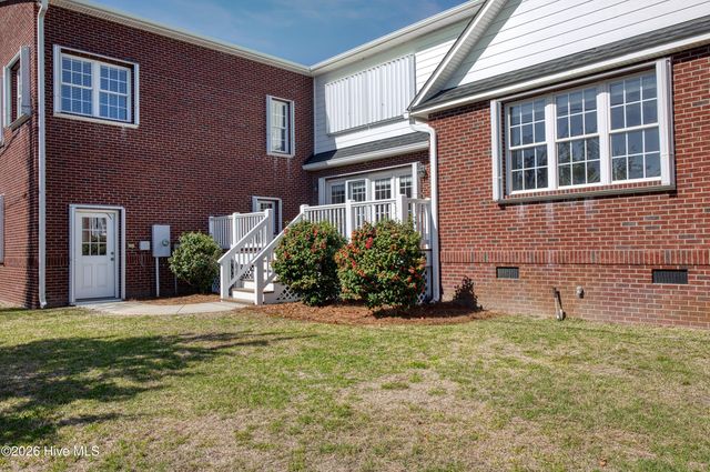 109 Fifth Avenue S, Kure Beach, NC 28449