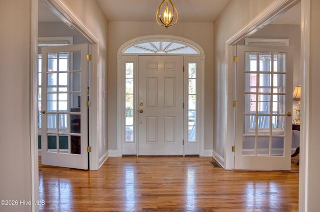 109 Fifth Avenue S, Kure Beach, NC 28449