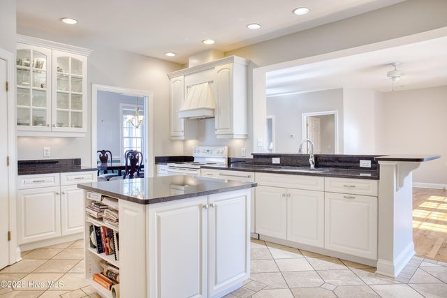 109 Fifth Avenue S, Kure Beach, NC 28449