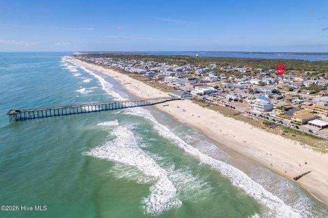 109 Fifth Avenue S, Kure Beach, NC 28449