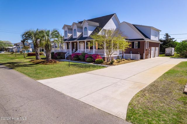 109 Fifth Avenue S, Kure Beach, NC 28449