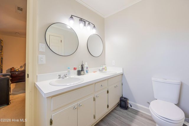 2405 Williamsburg Drive NW, Wilson, NC 27896