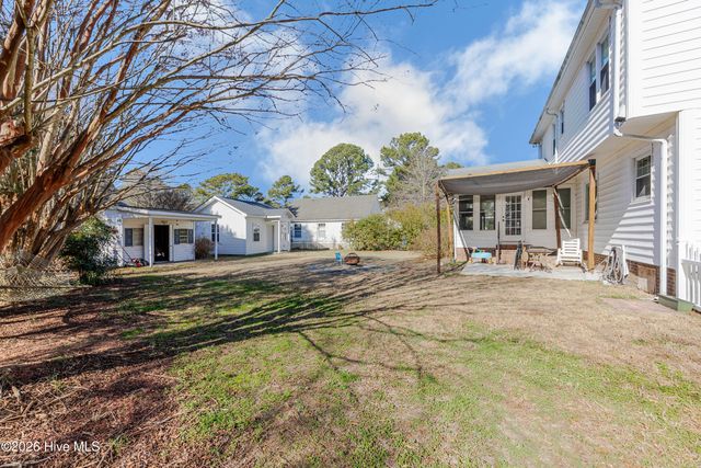 2405 Williamsburg Drive NW, Wilson, NC 27896