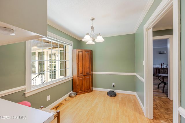 2405 Williamsburg Drive NW, Wilson, NC 27896