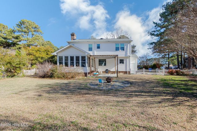 2405 Williamsburg Drive NW, Wilson, NC 27896