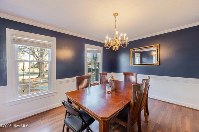 2405 Williamsburg Drive NW, Wilson, NC 27896