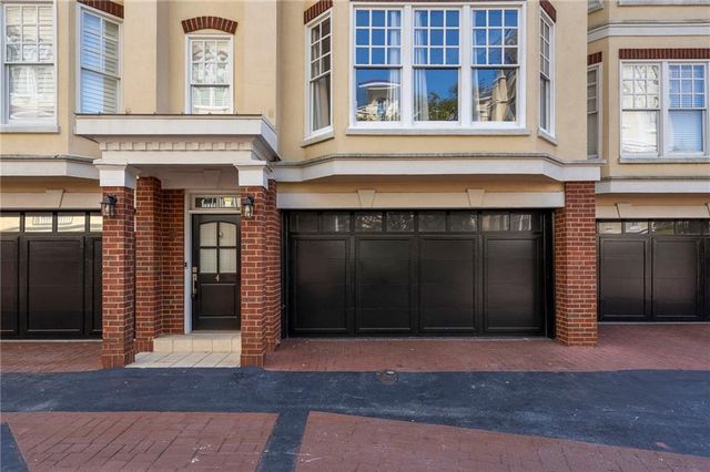 3541 Roswell NE Road 4, Atlanta, GA 30305