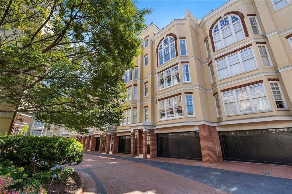 3541 Roswell NE Road 4, Atlanta, GA 30305