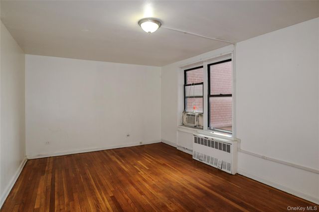 8720 175th Street 3J, Jamaica, NY 11432