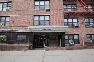 8720 175th Street 3J, Jamaica, NY 11432