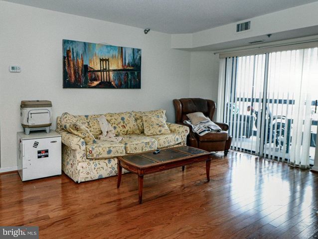 900 N STAFFORD #1408, Arlington, VA 22203