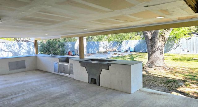 11907 Renwick Drive, Houston, TX 77035