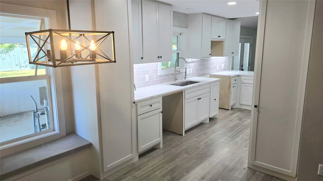 11907 Renwick Drive, Houston, TX 77035