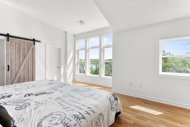 259 Lake Ave N A, Worcester, MA 01605