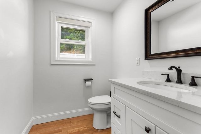 259 Lake Ave N A, Worcester, MA 01605