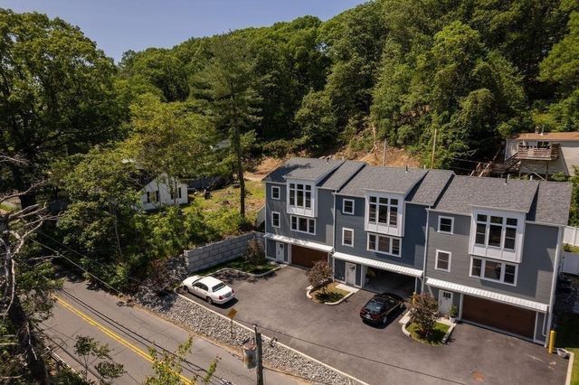 259 Lake Ave N A, Worcester, MA 01605