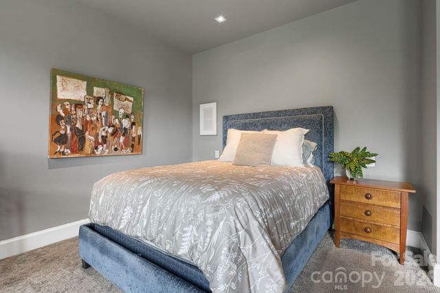 195 Jordan Street, Hendersonville, NC 28739