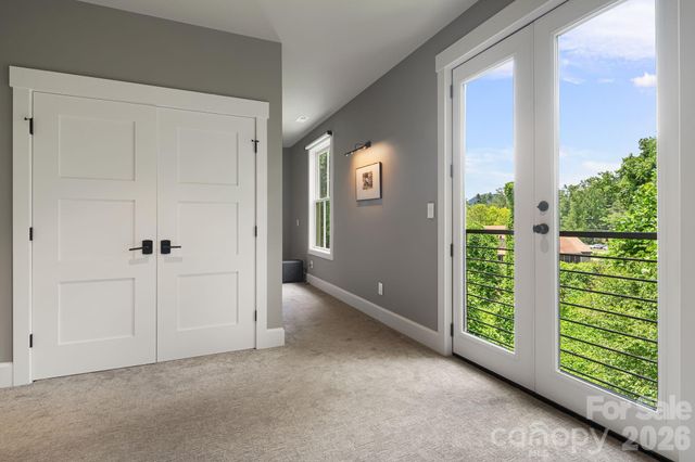 195 Jordan Street, Hendersonville, NC 28739