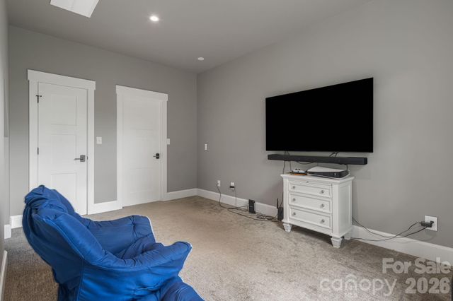 195 Jordan Street, Hendersonville, NC 28739