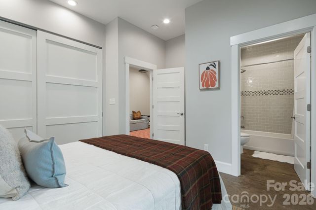 195 Jordan Street, Hendersonville, NC 28739