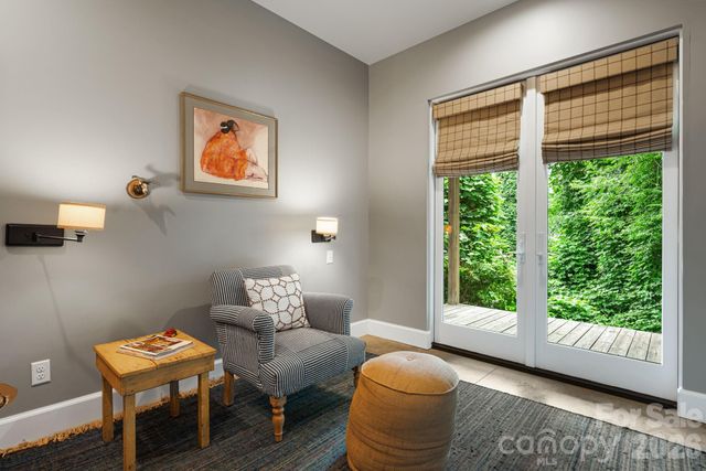 195 Jordan Street, Hendersonville, NC 28739
