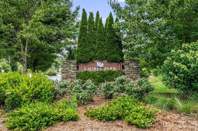 195 Jordan Street, Hendersonville, NC 28739