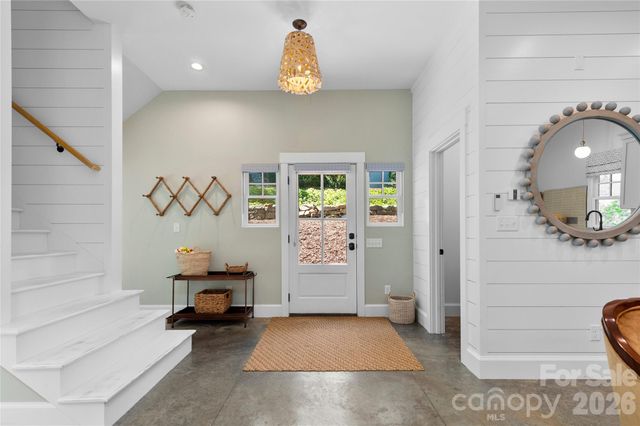 195 Jordan Street, Hendersonville, NC 28739
