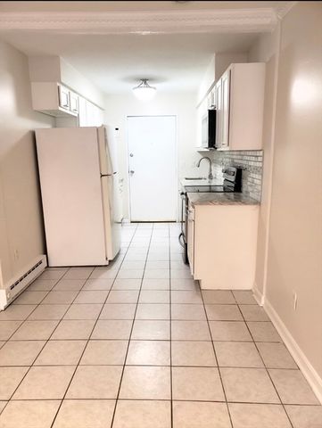 3 Dailey St B, Attleboro, MA 02703