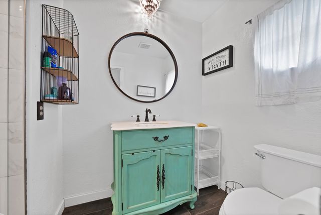 126 Oak Lane, Burleson, TX 76028