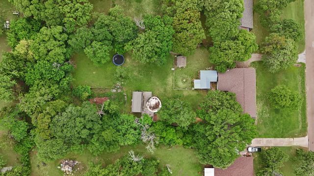 126 Oak Lane, Burleson, TX 76028