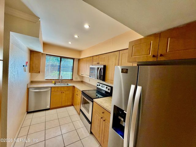 5811 ATLANTIC Boulevard UNIT 55, Jacksonville, FL 32207