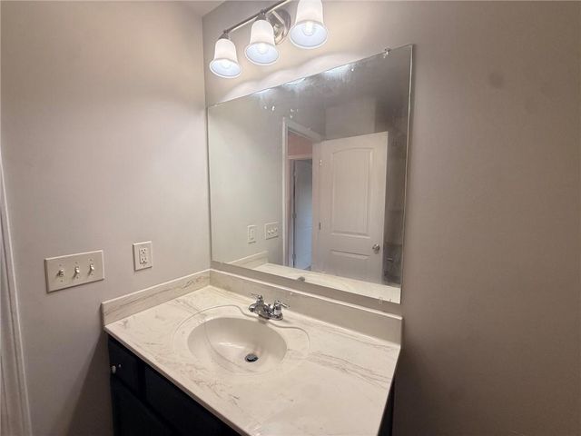 4050 Ironwood Drive, Atlanta, GA 30349