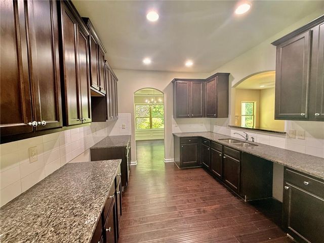 4050 Ironwood Drive, Atlanta, GA 30349