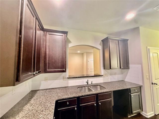 4050 Ironwood Drive, Atlanta, GA 30349