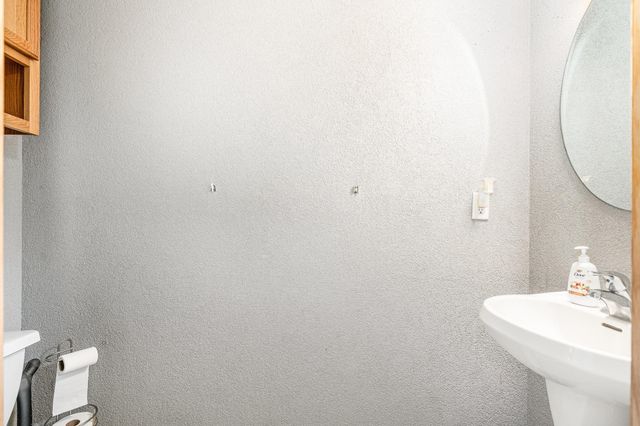 13525 Partridge Circle NW, Andover, MN 55304