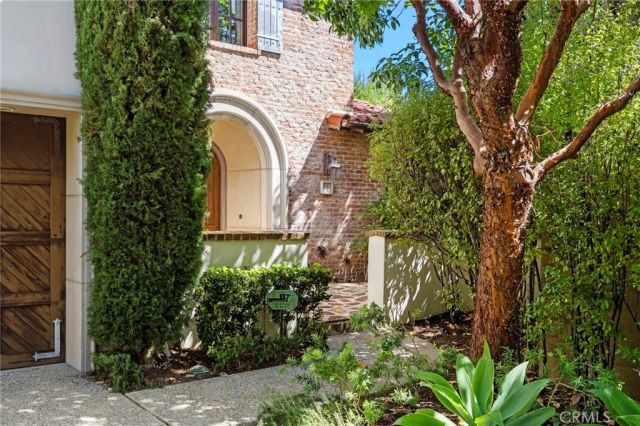 1 Gentle Breeze, Newport Coast, CA 92657