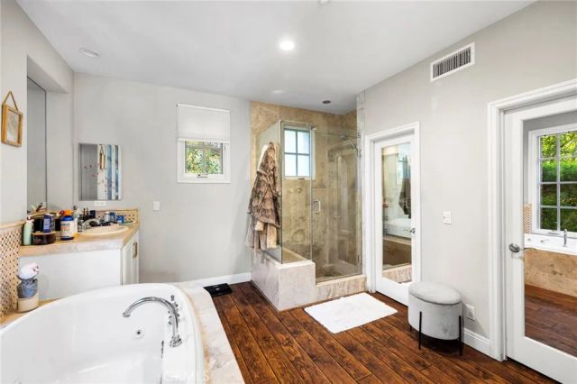 1 Gentle Breeze, Newport Coast, CA 92657