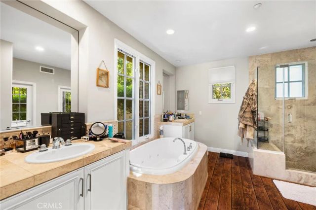 1 Gentle Breeze, Newport Coast, CA 92657