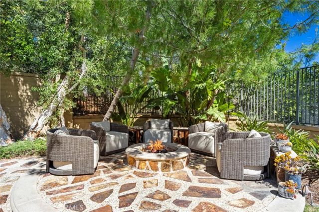 1 Gentle Breeze, Newport Coast, CA 92657