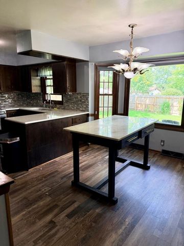 N104W16800 Thornapple ROW, Germantown, WI 53022