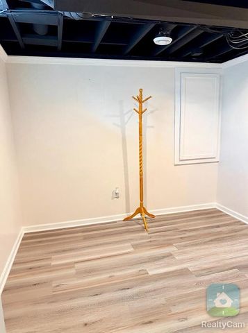 N104W16800 Thornapple ROW, Germantown, WI 53022