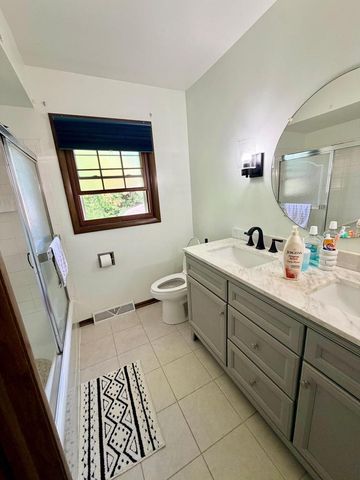 N104W16800 Thornapple ROW, Germantown, WI 53022