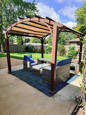 N104W16800 Thornapple ROW, Germantown, WI 53022