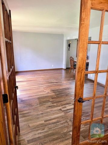 N104W16800 Thornapple ROW, Germantown, WI 53022