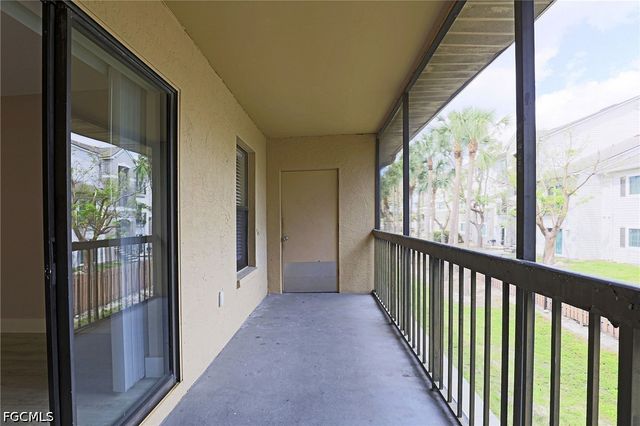 5307 Summerlin RD 714, Fort Myers, FL 33919