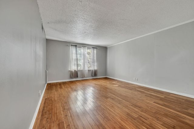 441 Harding Pl Apt B2, Nashville, TN 37211