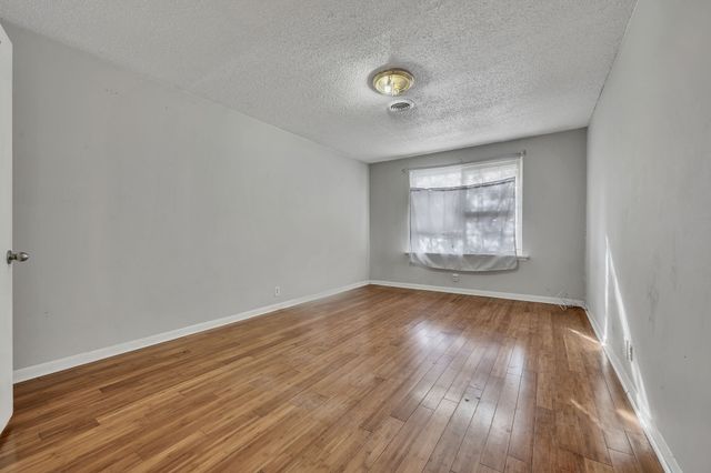 441 Harding Pl Apt B2, Nashville, TN 37211