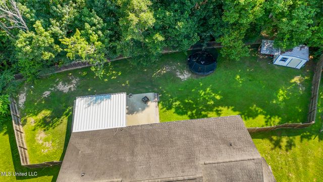 10676 N Oak Crest Drive, Biloxi, MS 39532