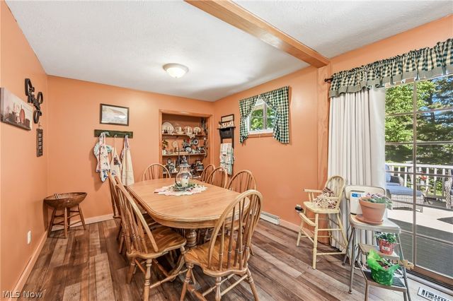 6127 Columbus Road NE, Louisville, OH 44641